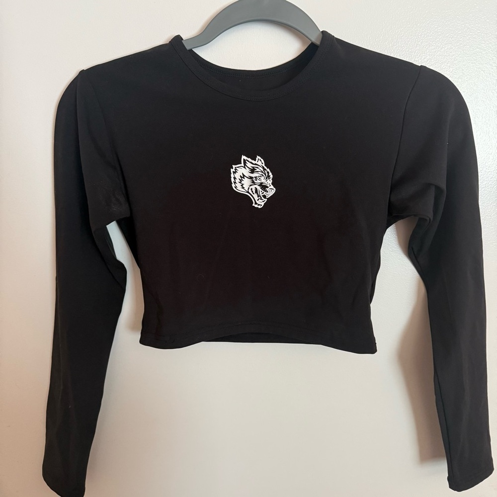 Darc Sport Black Wolf Emblem Crop Top